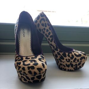 Bebe cheetah (leopard) print platforms